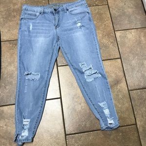 VIP distressed skinny ankle jeans size 15